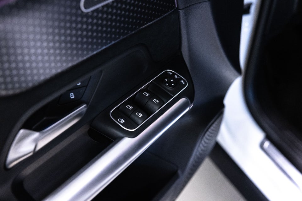 Mercedes EQA250+ AMG Advance 5d