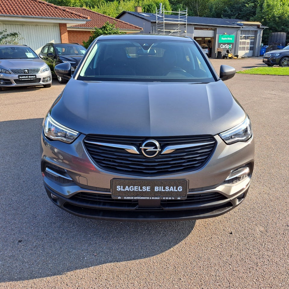 Opel Grandland X 1,2 T 130 Enjoy 5d