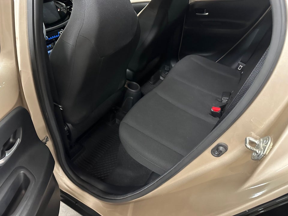 Toyota Aygo X 1,0 Envy 5d