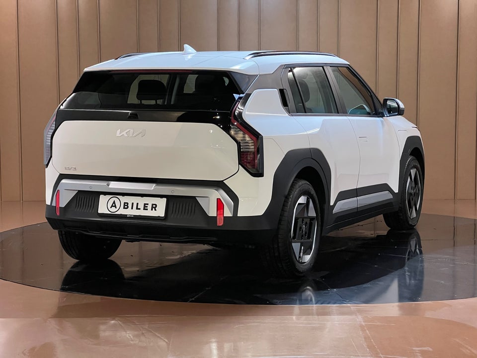 Kia EV3 58 Standard Range Access 5d