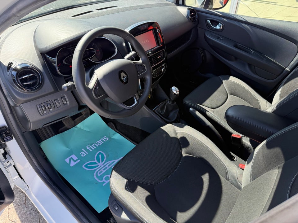 Renault Clio IV 1,5 dCi 90 Limited Sport Tourer 5d