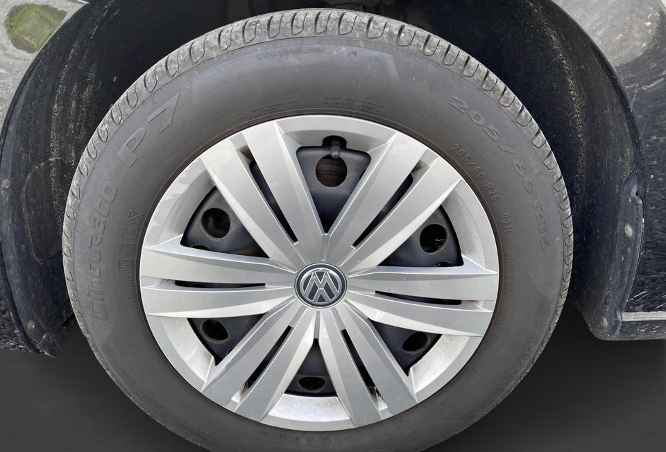VW Touran 1,6 TDi 115 Comfortline Van 5d