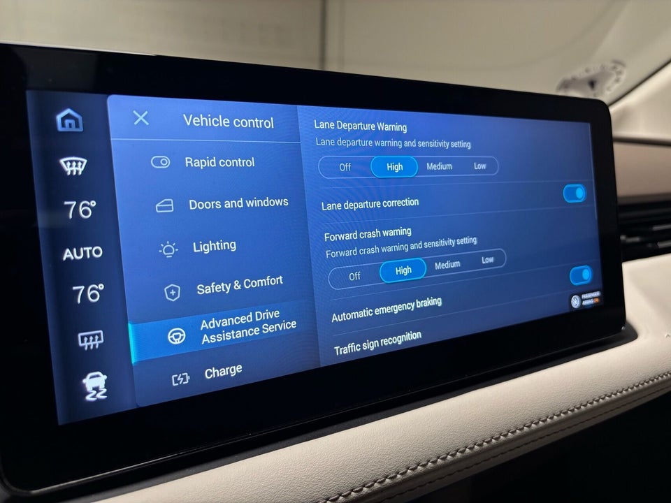 Aiways U5 Premium 5d