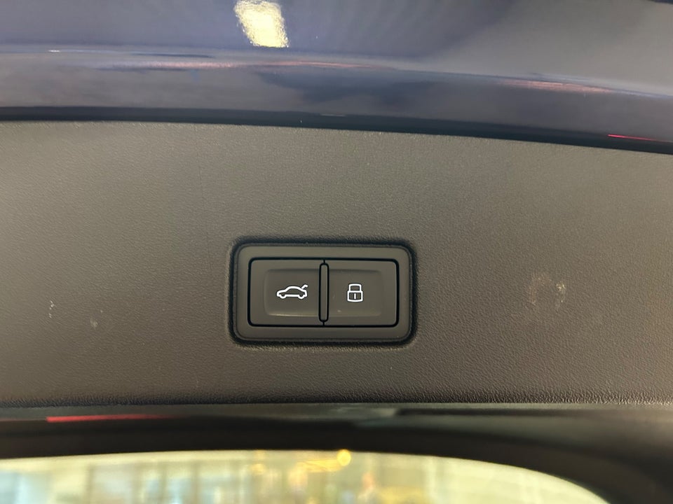 Audi Q4 e-tron 40 Attitude 5d