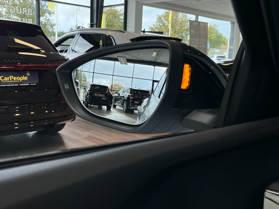 Audi Q8 e-tron 55 S-line Sportback quattro 5d