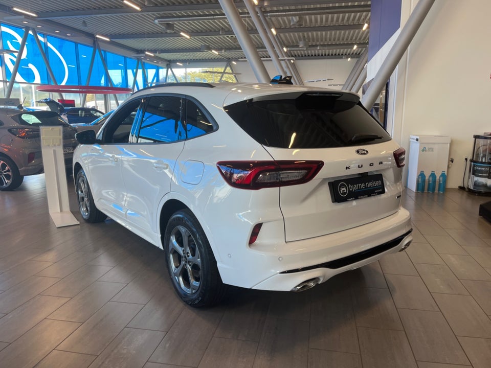 Ford Kuga 2,5 PHEV ST-Line X CVT 5d