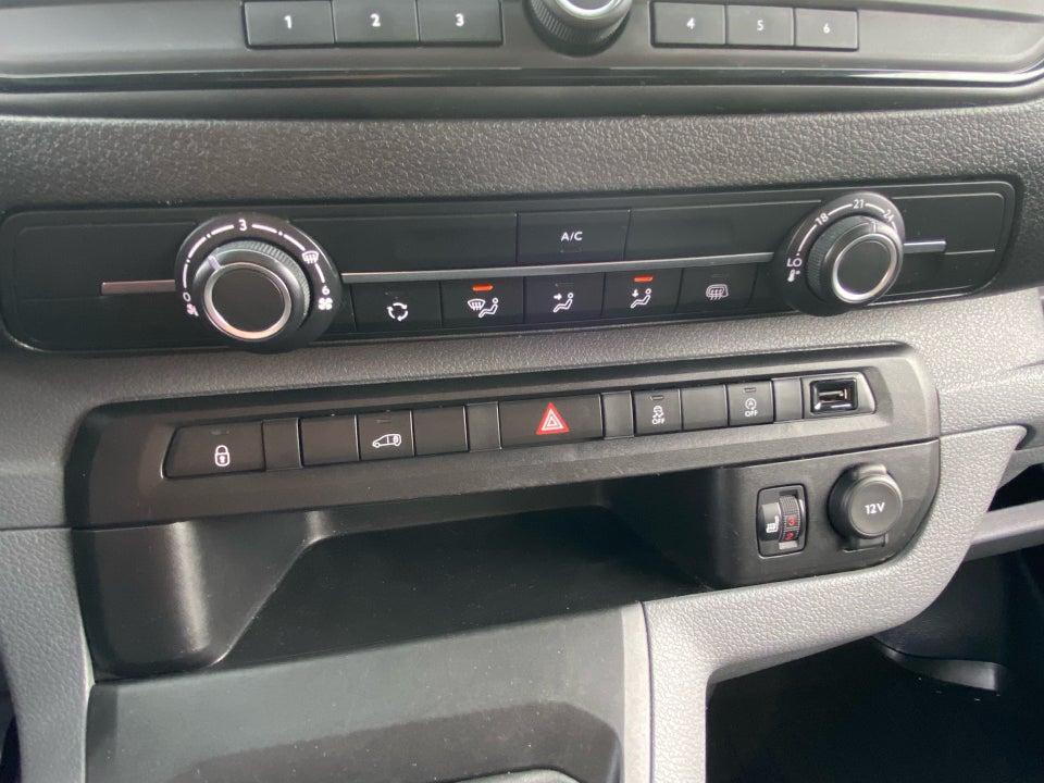 Toyota ProAce 2,0 D 120 Long Comfort 4d