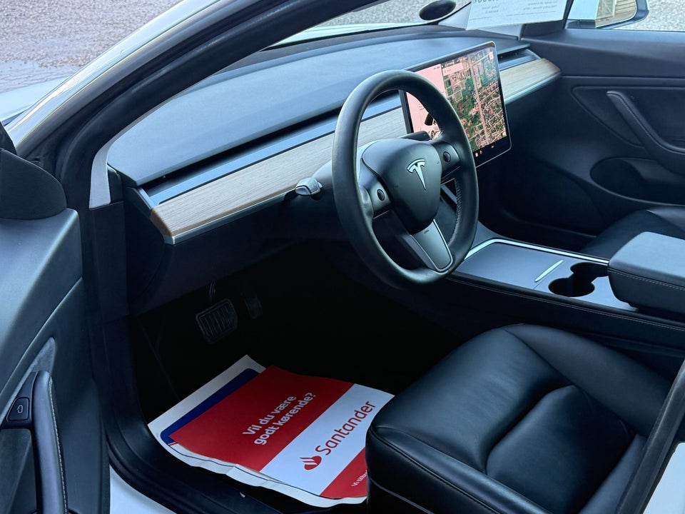 Tesla Model 3 Long Range AWD 4d