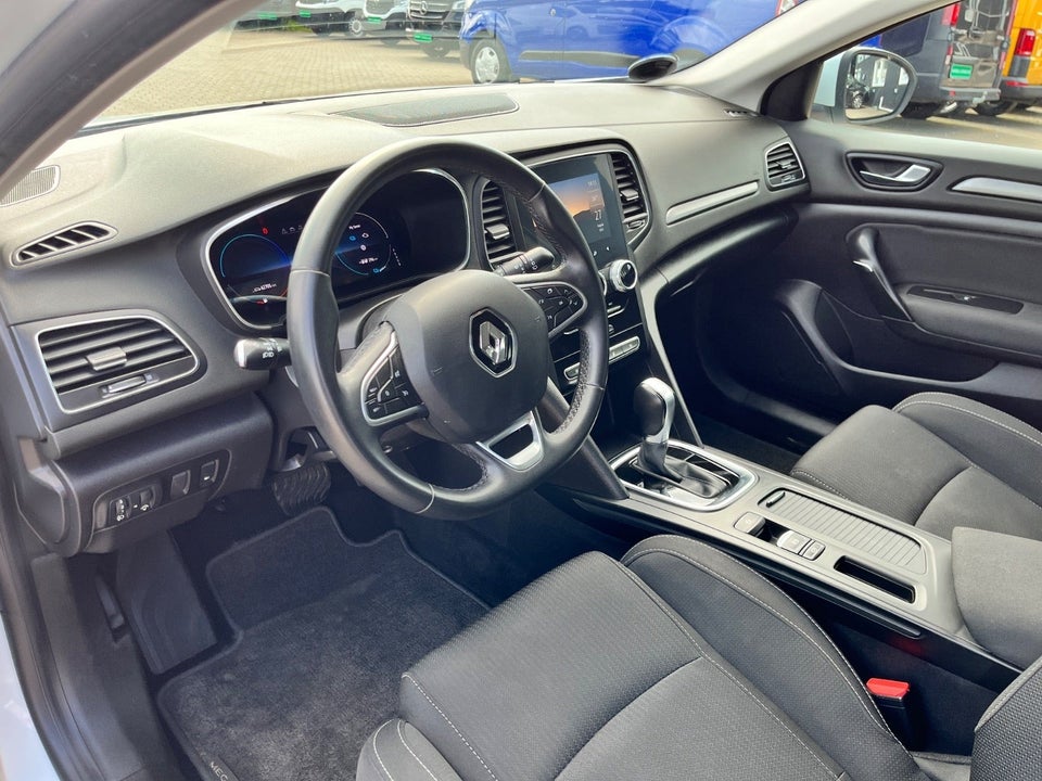 Renault Megane IV 1,6 E-Tech Zen Sport Tourer Van 5d