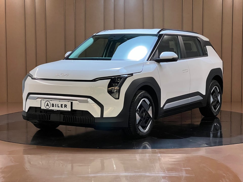 Kia EV3 58 Standard Range Access 5d