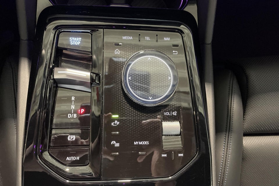 BMW i5 eDrive40 M-Sport 4d