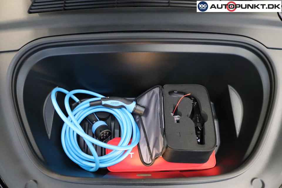 Tesla Model Y Long Range RWD 5d