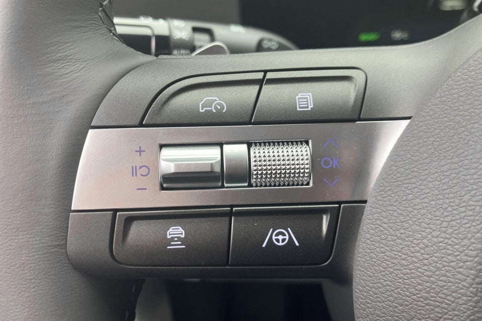 Hyundai Kona 65 EV Essential 5d