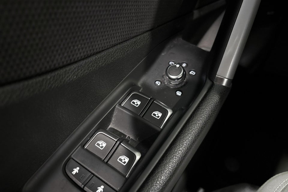 Audi Q2 30 TFSi S-line 5d