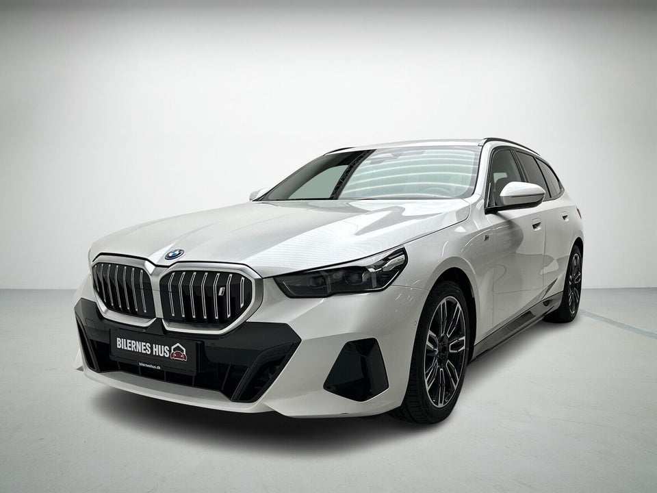 BMW i5 eDrive40 Touring M-Sport 5d