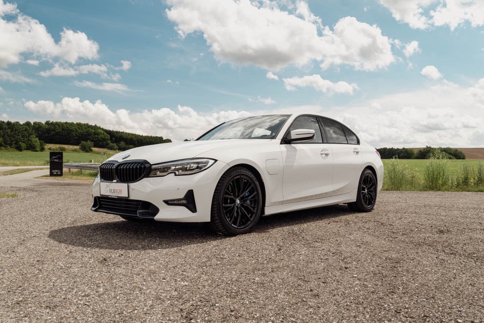 BMW 330e 2,0 Sport Line aut. 4d