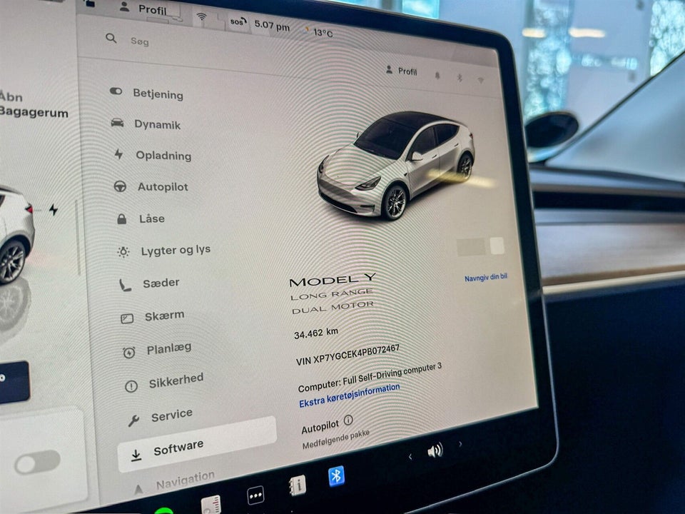 Tesla Model Y Long Range AWD 5d
