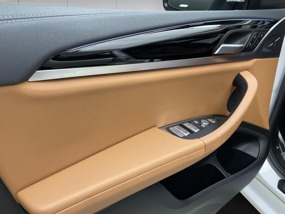 BMW iX3 Charged M-Sport 5d