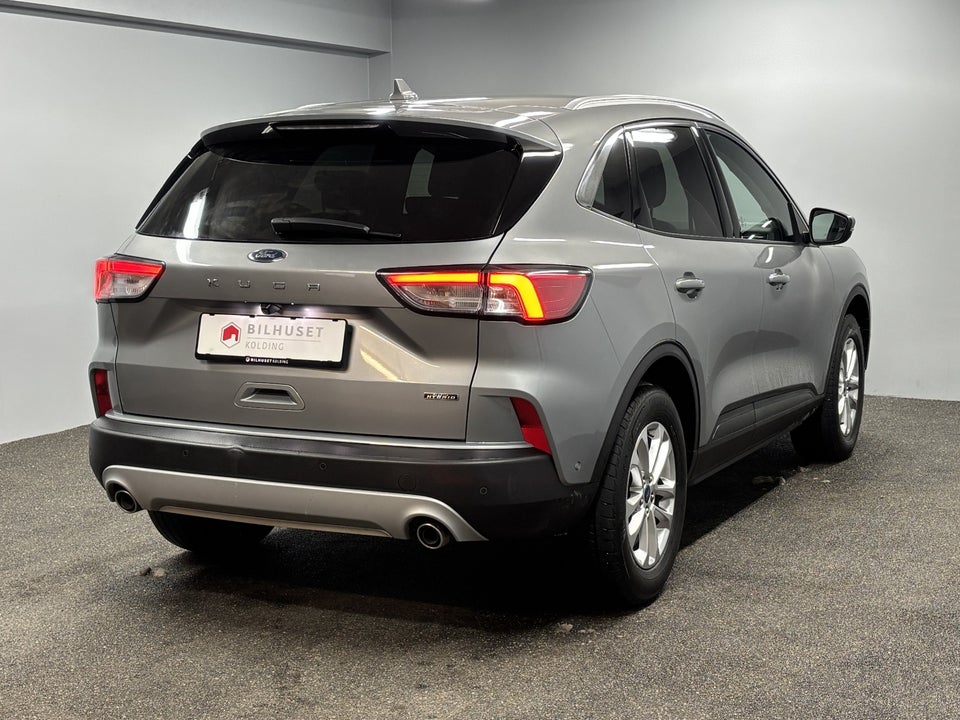 Ford Kuga 2,5 PHEV Titanium X CVT 5d