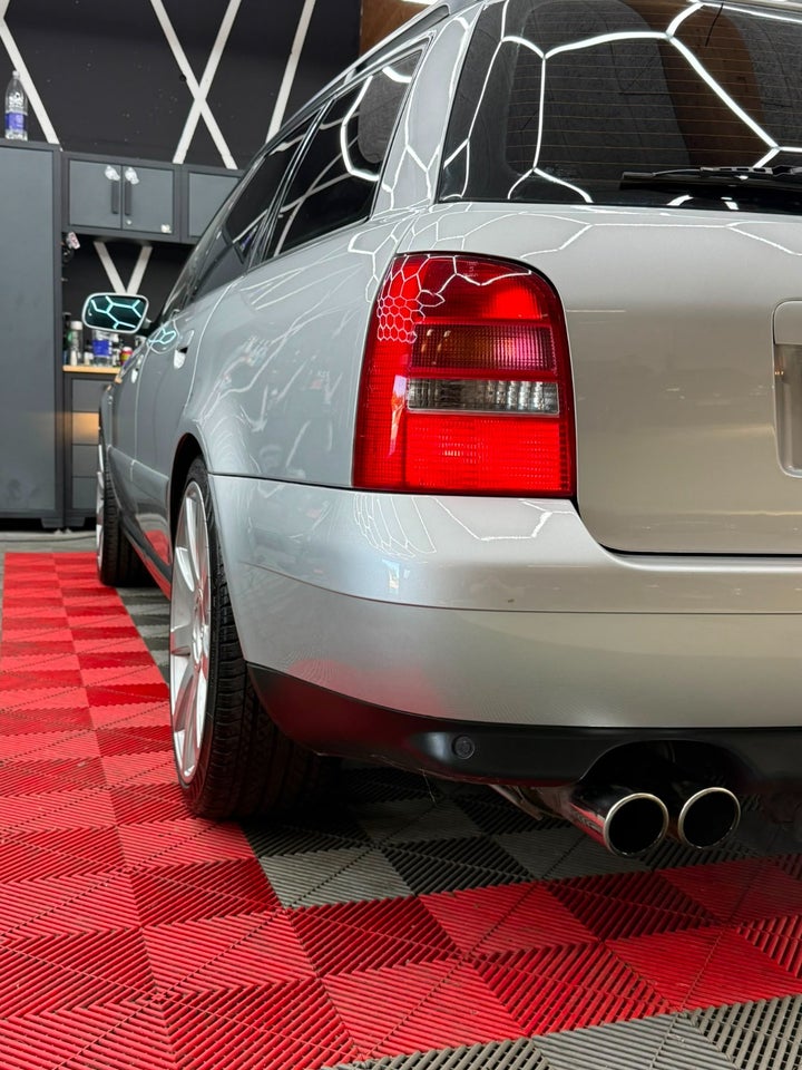 Audi A4 2,8 V6 Avant quattro 5d