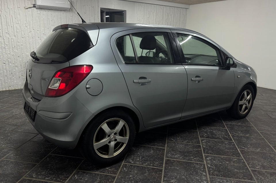 Opel Corsa 1,3 CDTi 95 Cosmo eco 5d