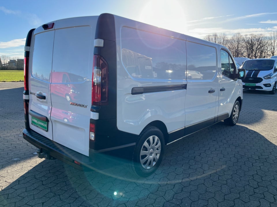 Renault Trafic T29 2,0 dCi 120 L2H1