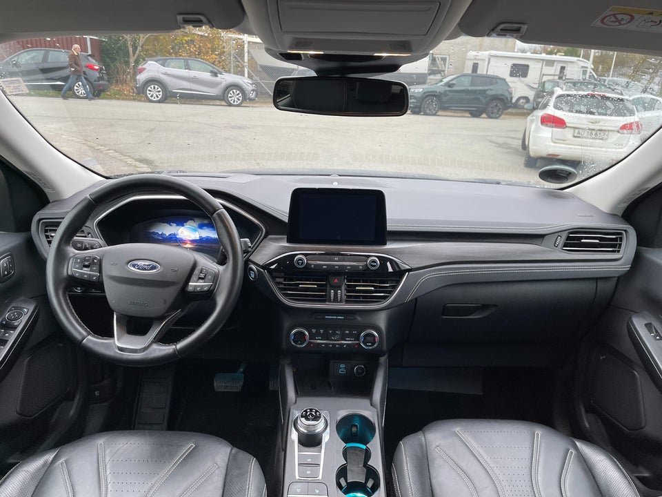 Ford Kuga 2,5 PHEV Vignale CVT 5d