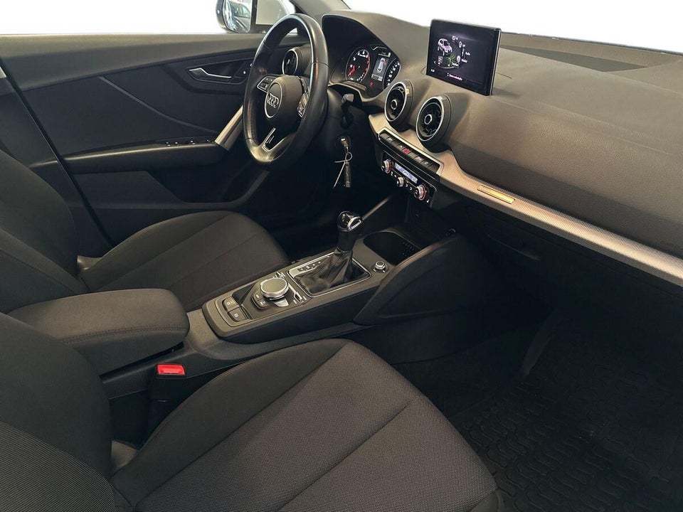 Audi Q2 35 TFSi Prestige S-tr. 5d