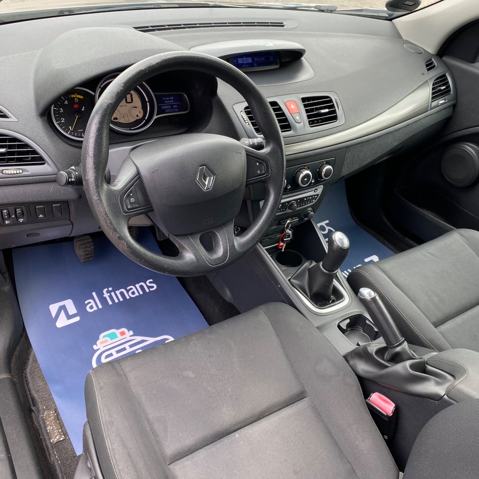 Renault Megane III 1,5 dCi 90 Authentique 5d