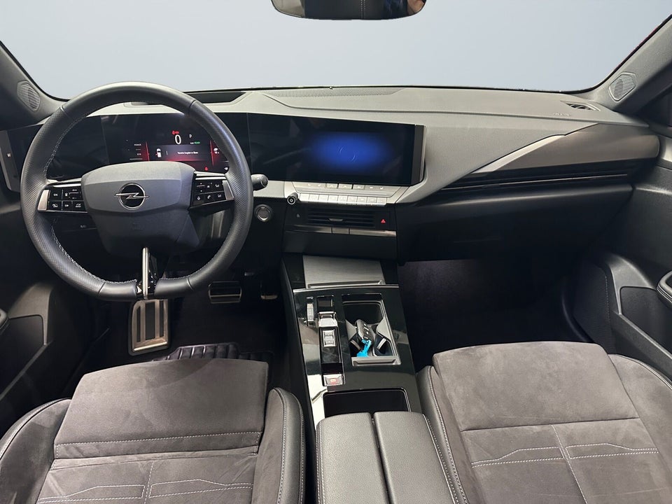 Opel Astra-e 54 GS 5d