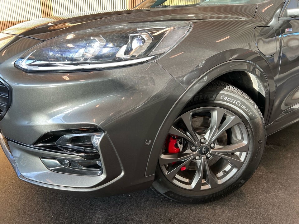 Ford Kuga 2,5 PHEV ST-Line X CVT 5d