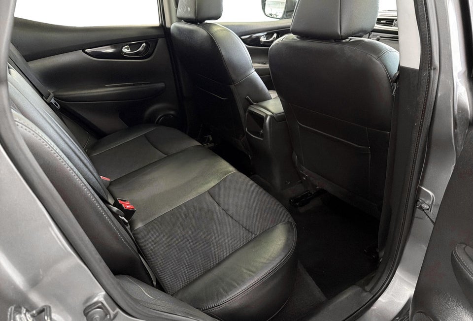 Nissan Qashqai 1,6 dCi 130 N-Connecta X-tr. 5d