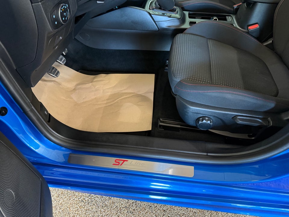 Ford Focus 1,5 EcoBlue ST-Line Business stc. 5d