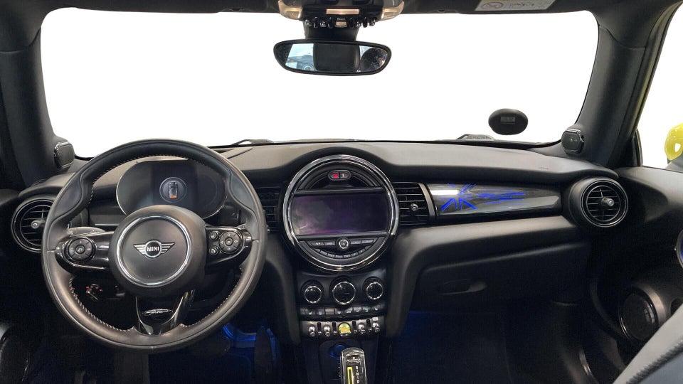 MINI Cooper SE Maximise 3d