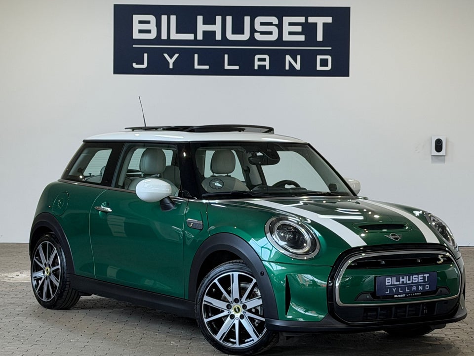 MINI Cooper SE Classic Trim 3d