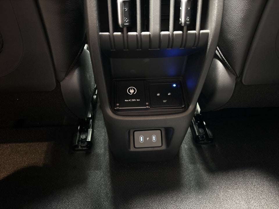 Hyundai Kona 65 EV Ultimate 5d