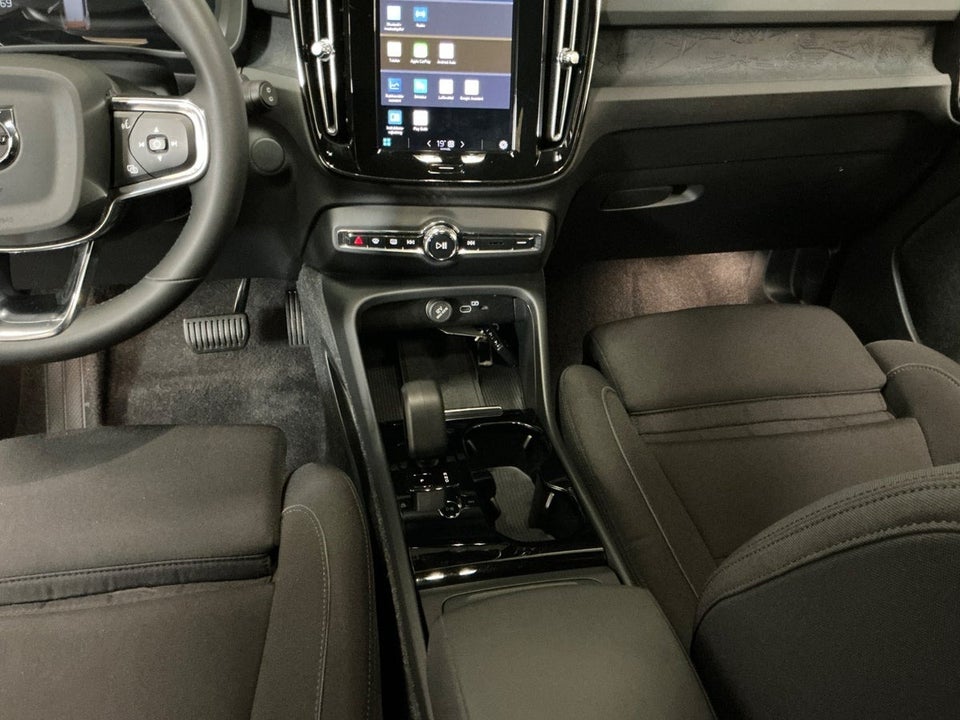 Volvo XC40 P6 ReCharge Core 5d