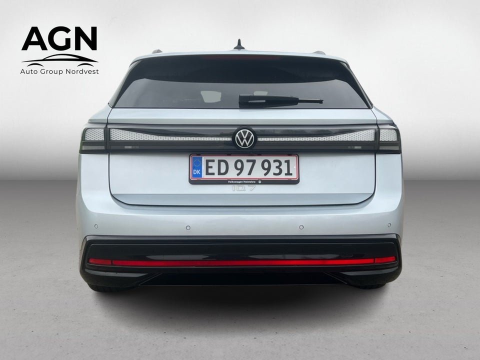 VW ID.7 Style Tourer 5d