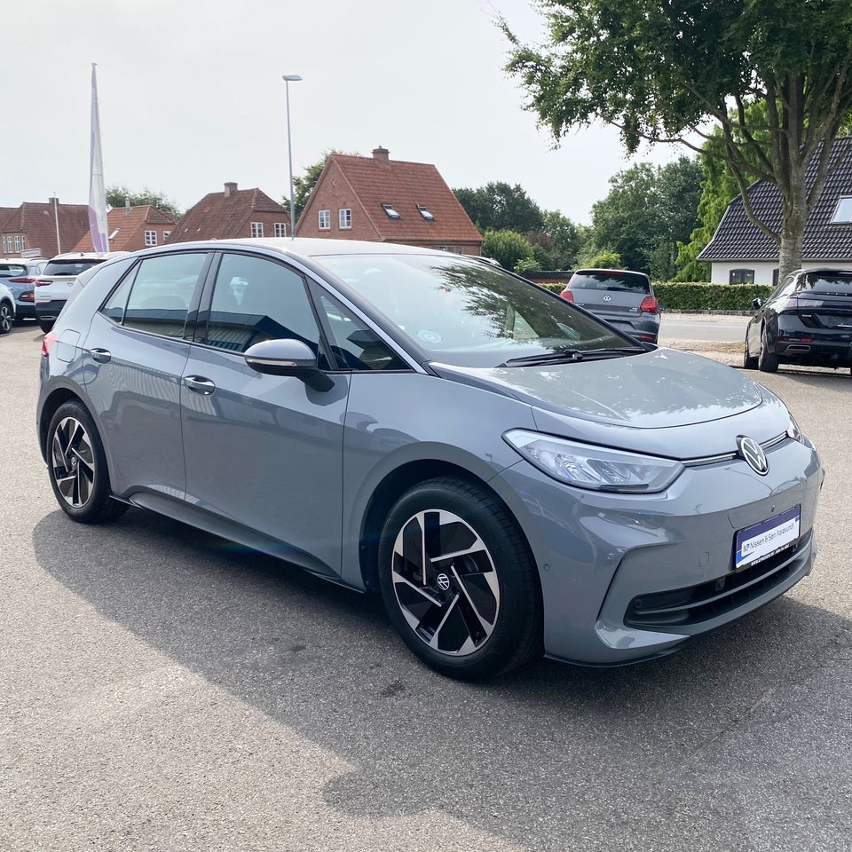 VW ID.3 58 Pro 75 Years Edition 5d