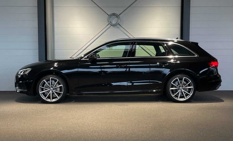 Audi A4 40 TFSi Prestige Avant S-tr. 5d