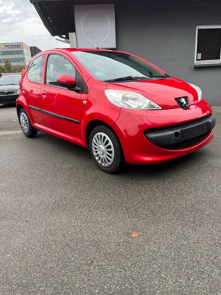 Peugeot 107 1,0 Trendy 2-tr. 5d