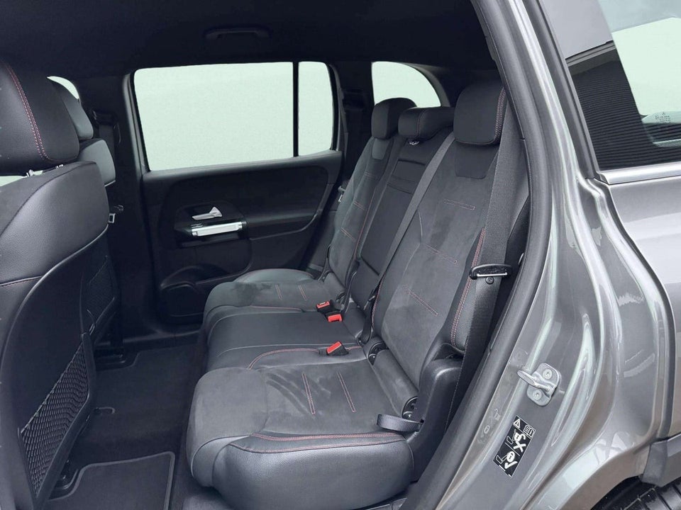 Mercedes EQB250 AMG Line 5d
