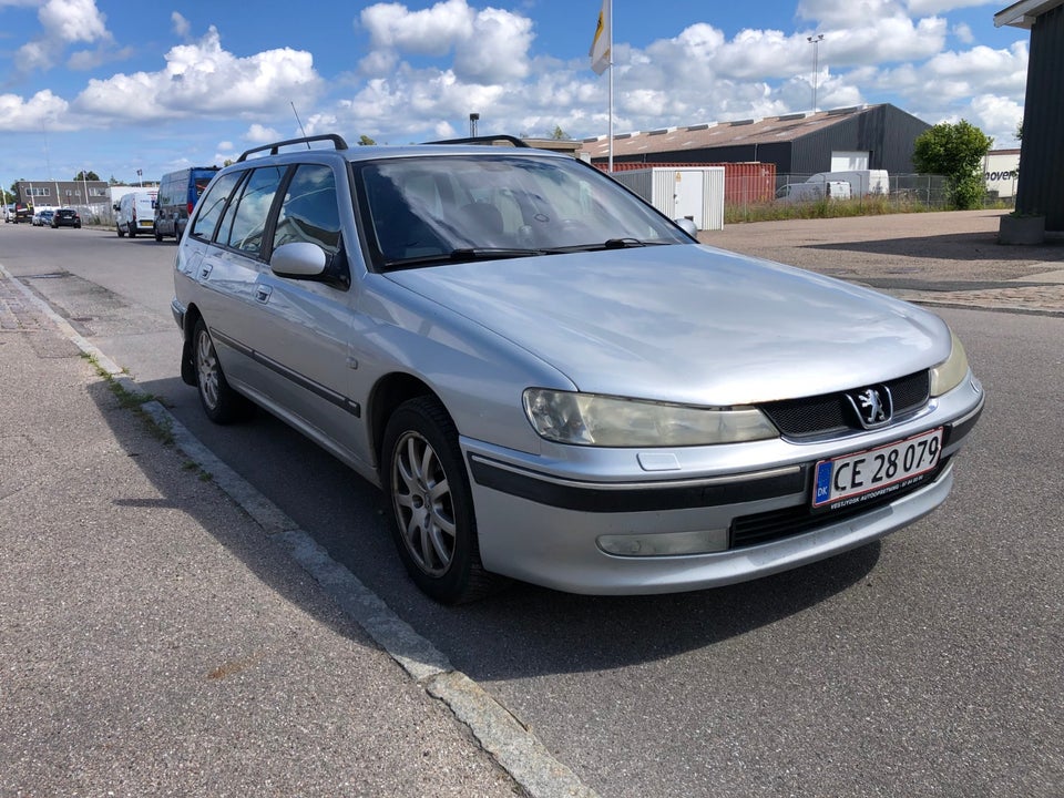 Peugeot 406 1,8 ST stc. 5d