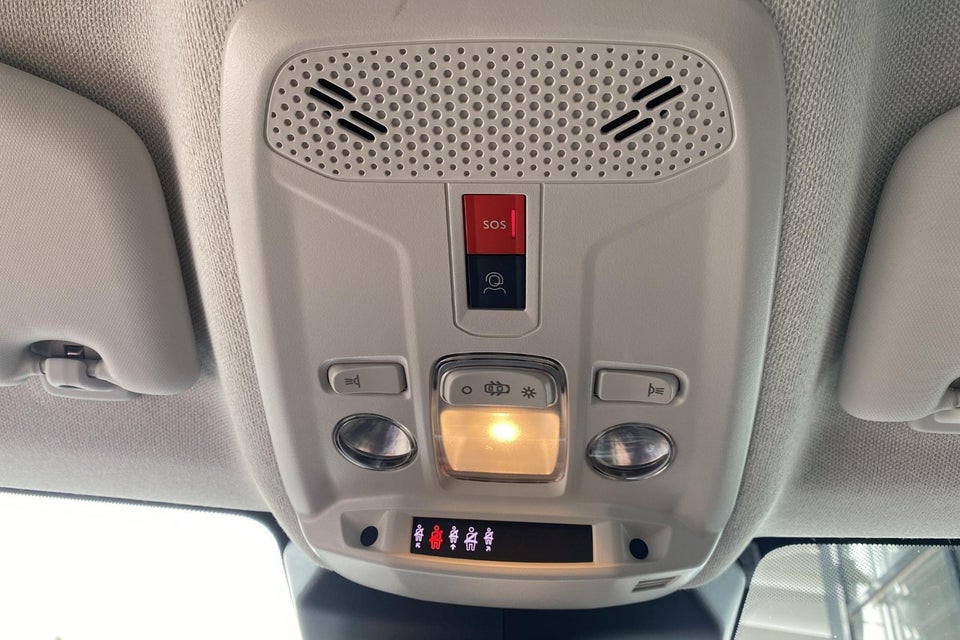 Citroën ë-C4 X 50 Plus 4d