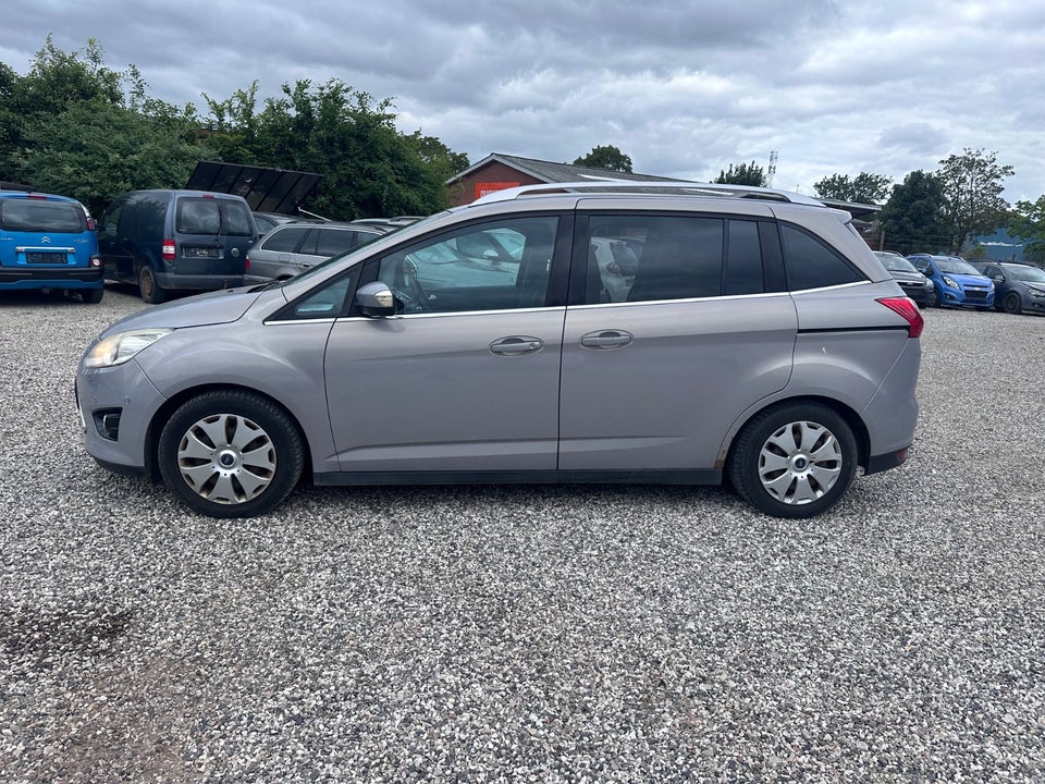 Ford Grand C-MAX 1,6 TDCi 115 Titanium 7prs 5d