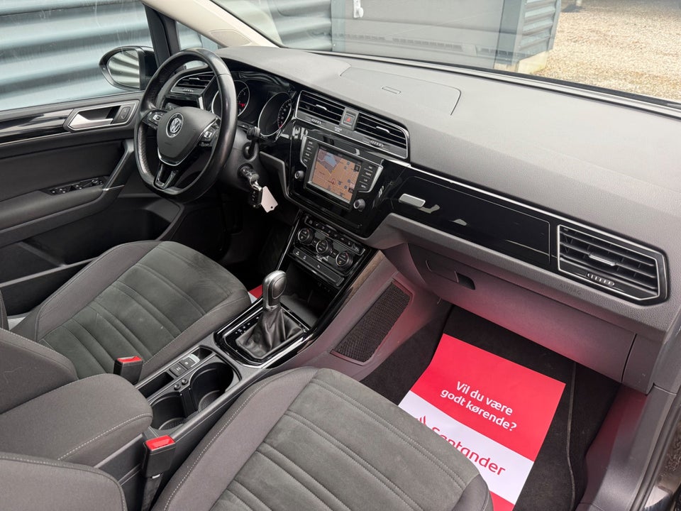 VW Touran 2,0 TDi 150 Highline DSG 5d