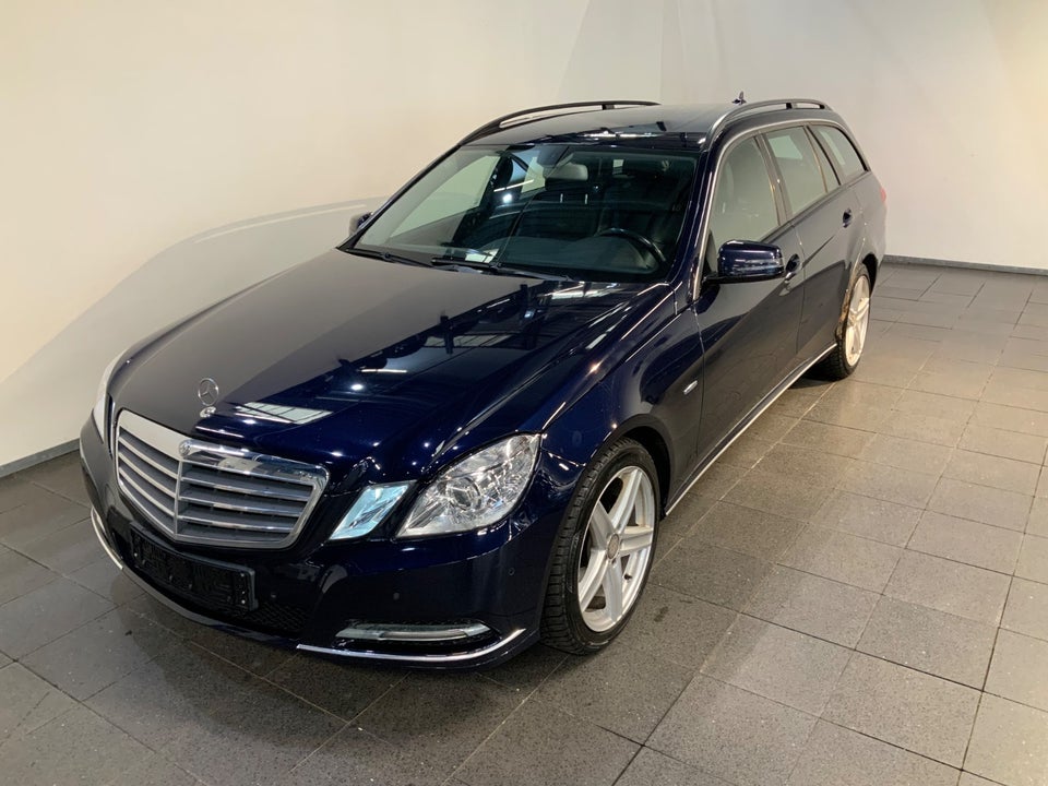 Mercedes E200 2,2 CDi Elegance stc. aut. BE 5d