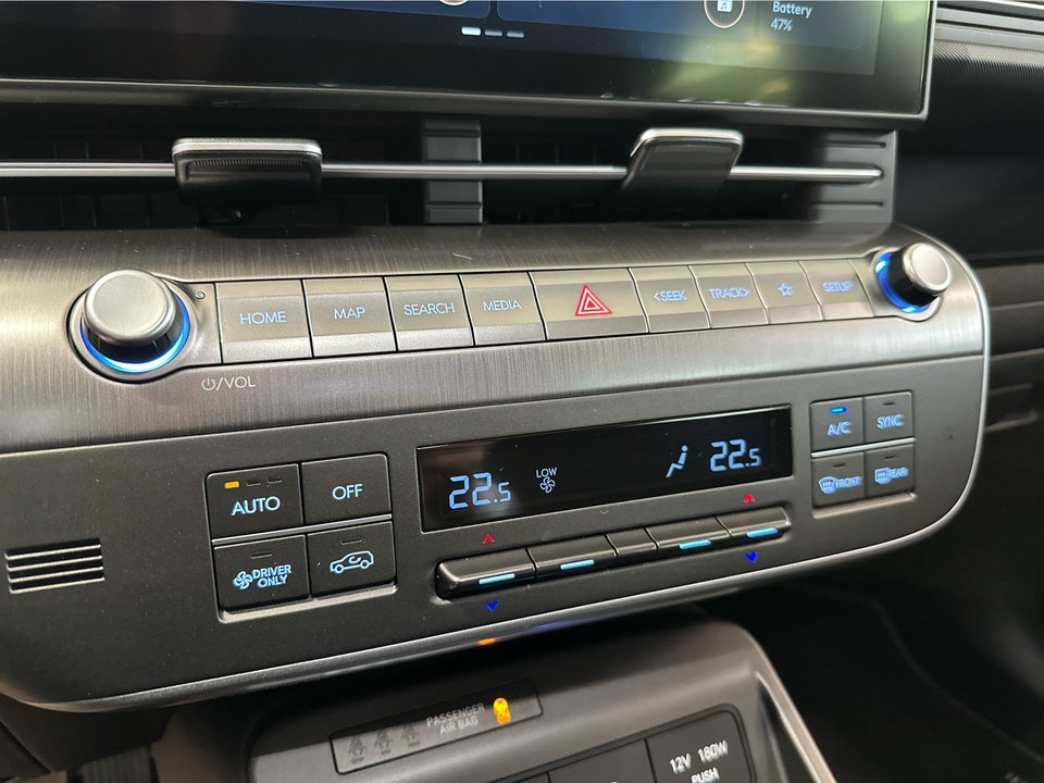 Hyundai Kona 65 EV Essential 5d