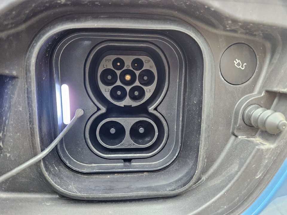 Volvo XC40 P6 ReCharge Pro 5d