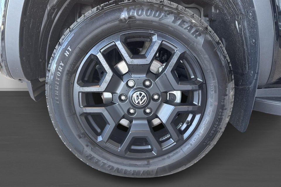 VW Amarok 3,0 TDi 240 Dark Label aut. 4Motion 4d